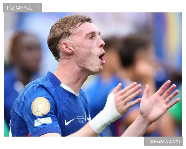 帕尔默如何通过跑位撕开防线，成为切尔西强强对话中的进攻核心？