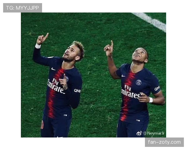 内马尔与姆巴佩高位控球中的分散与集中驱动模式对比